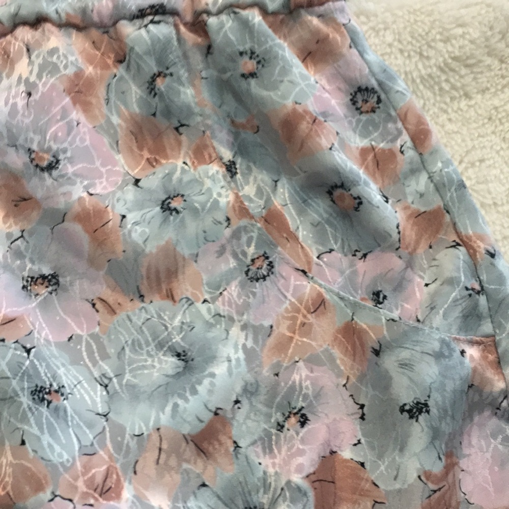 Vintage Floral Dress w/ pockets. custom made, handmade - Picture 8 of 10